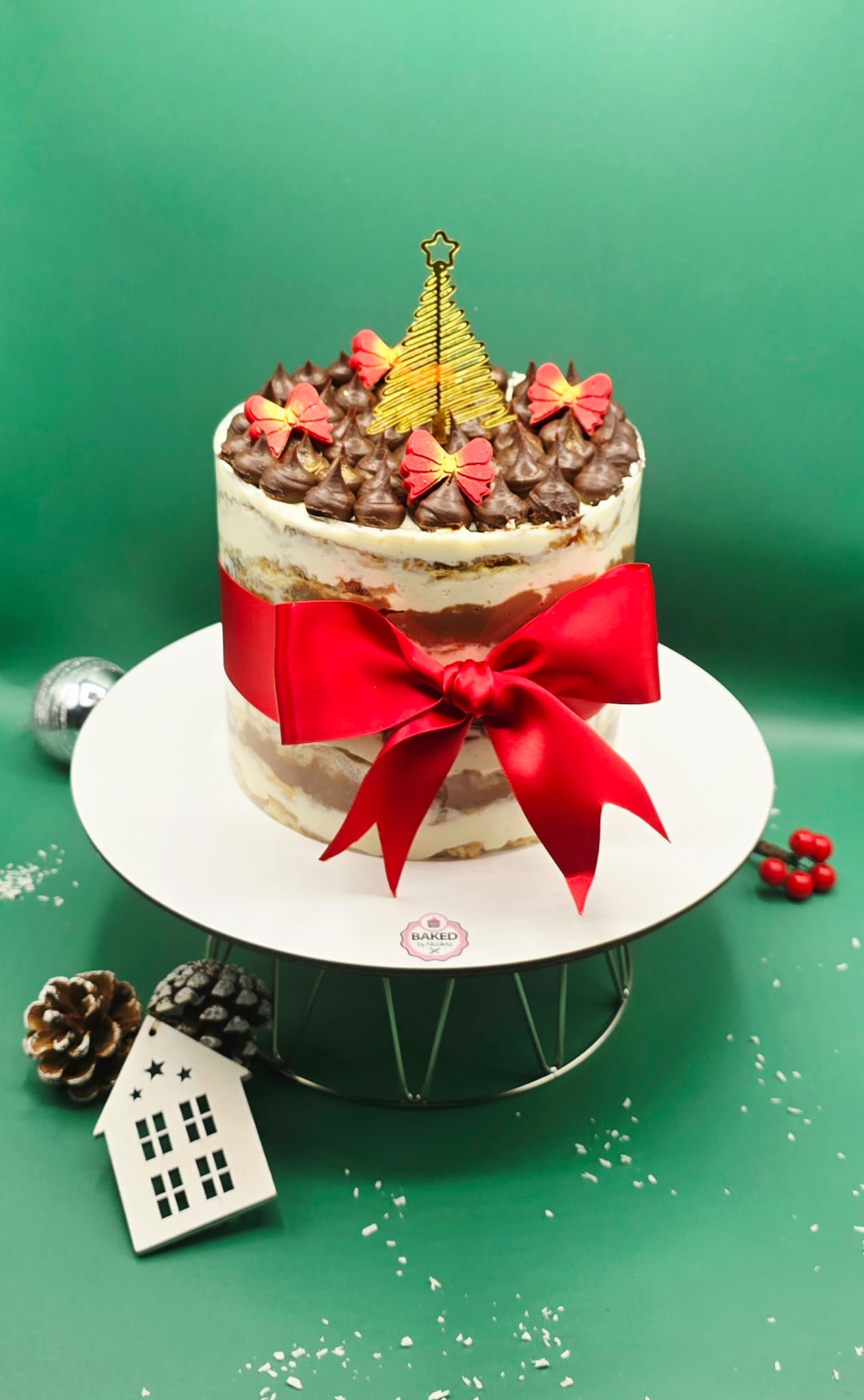 Bespoke custom celebration cake for Ladies & Elegance handcrafted by Nicoleta